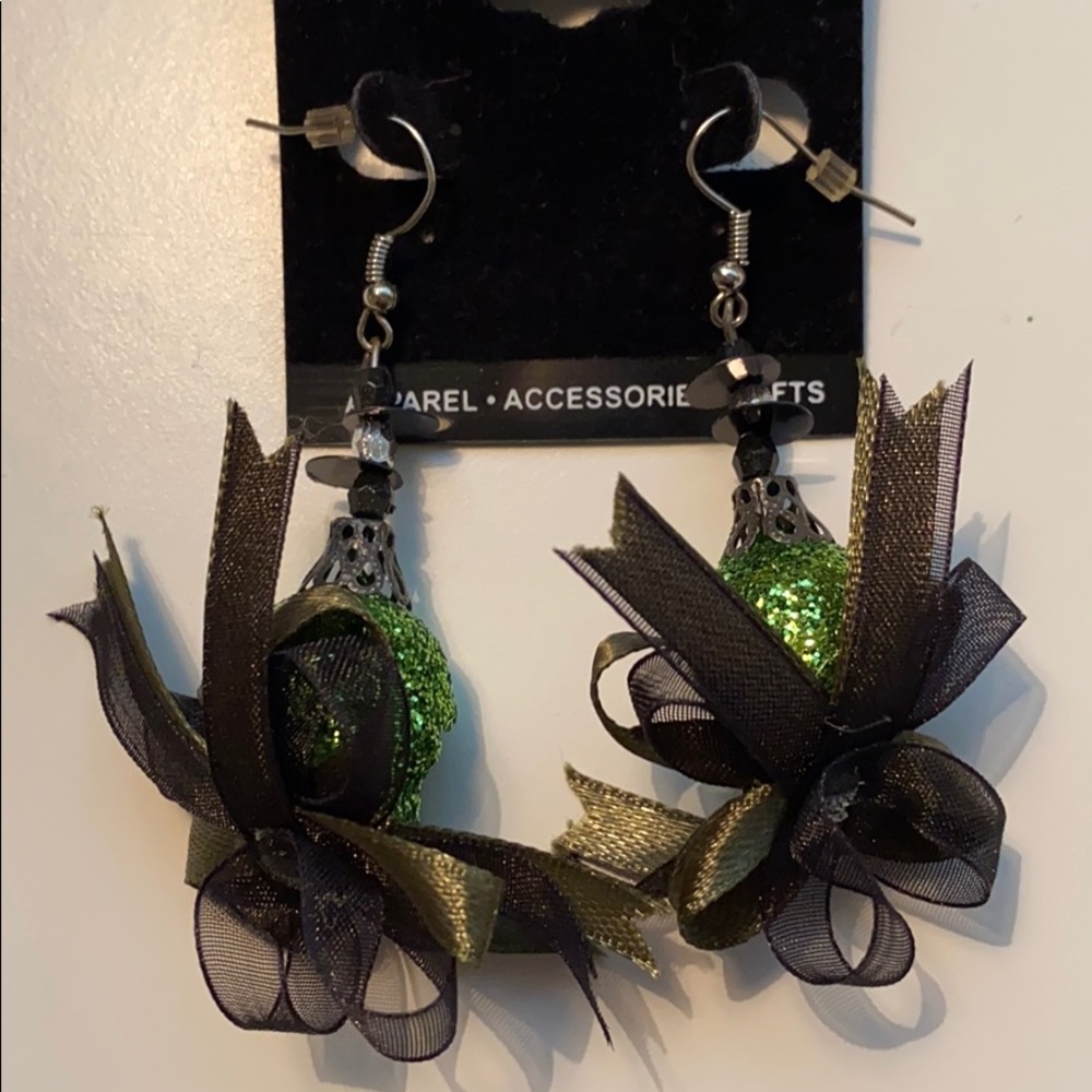 🎃 Halloween Earrings